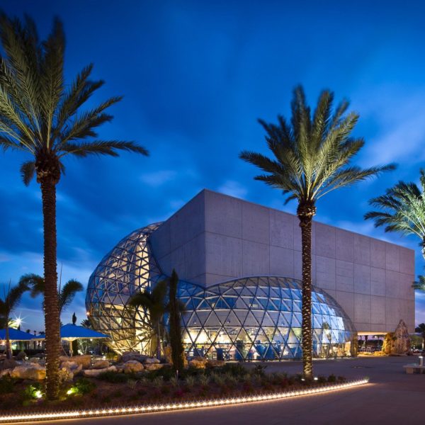 Dali-Museum-Exterior-05-1900-1600x1069